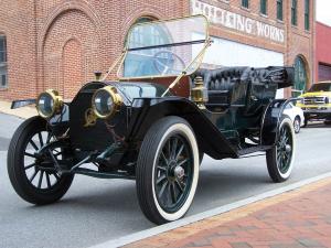 Cadillac Model 30 Demi-Tonneau 1910 года